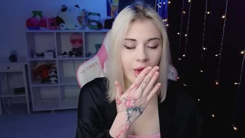 Snapshot of candyhannah chatting on November 2025 05:33:02 PM You can call me HH online show from November 2025 05:33:02 PM