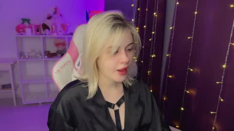 Snapshot of candyhannah chatting on December 2025 06:14:03 PM You can call me HH online show from December 2025 06:14:03 PM