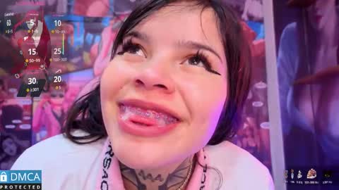 Snapshot of candykane06 chatting on November 2025 03:17:02 AM Candy online show from November 2025 03:17:02 AM