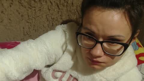 say meow and send tips  online show from January 2025 11:56:01 PM