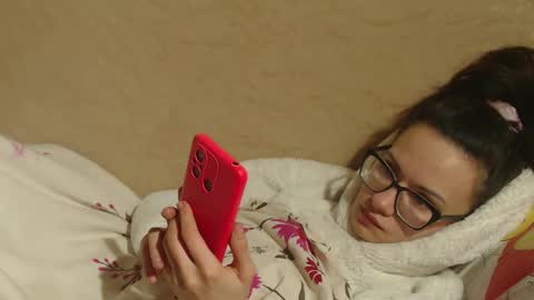 say meow and send tips  online show from March 2025 06:59:02 PM