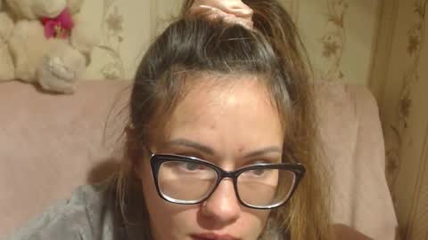 say meow and send tips  online show from November 2025 12:54:02 AM