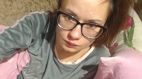 say meow and send tip  online show from December 2024 02:02:02 AM