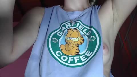 Snapshot of candylovet chatting on January 2025 07:10:01 PM candylovet online show from January 2025 07:10:01 PM