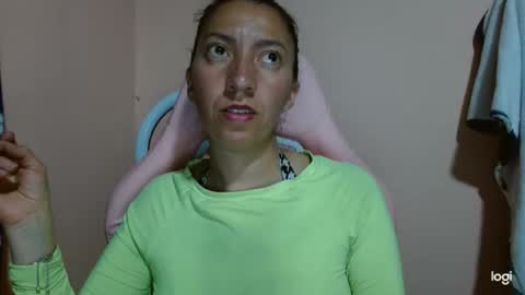 Snapshot of candymilfff chatting on April 2026 02:46:02 AM candymilfff online show from April 2026 02:46:02 AM