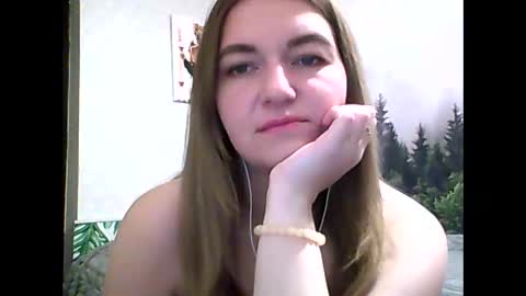 Snapshot of candyolime chatting on March 2025 10:02:02 PM Daisy online show from March 2025 10:02:02 PM