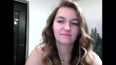 Snapshot of candyolime chatting on December 2025 09:30:01 PM Daisy online show from December 2025 09:30:01 PM