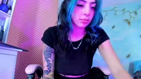 candyrisex online show from June 2026 05:21:02 AM