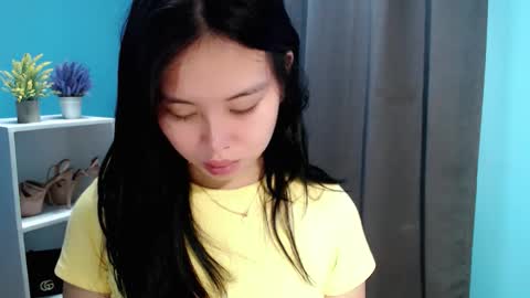 Snapshot of candysweetcum_ chatting on April 2026 04:16:01 AM CALL ME SAM online show from April 2026 04:16:01 AM