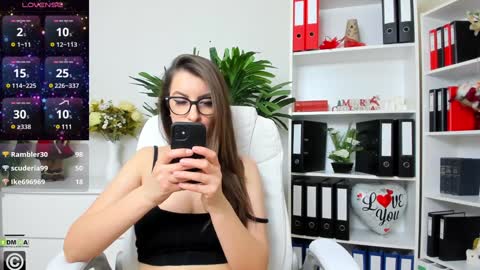 Snapshot of candywesst chatting on December 2024 10:05:02 AM Candy My pleasure its in your hands online show from December 2024 10:05:02 AM