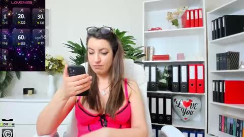 Snapshot of candywesst chatting on February 2025 01:52:02 PM Candy My pleasure its in your hands online show from February 2025 01:52:02 PM