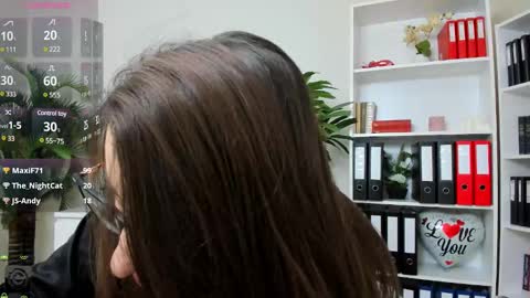 Snapshot of candywesst chatting on March 2025 07:57:02 AM Candy My pleasure its in your hands online show from March 2025 07:57:02 AM