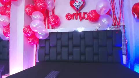 Aura  online show from February 2025 11:53:01 AM