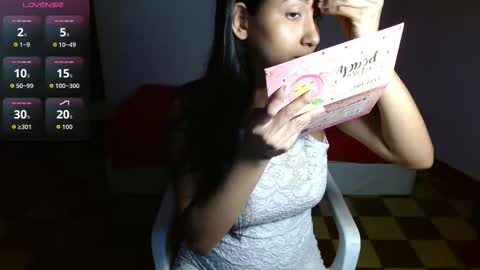 Violeta online show from November 2025 05:07:01 AM