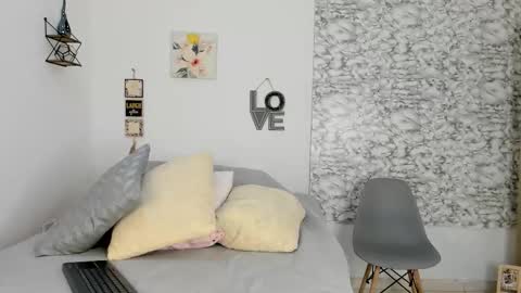 Canhela online show from December 2025 05:03:01 AM