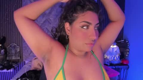 GABRIELA LOPEZ online show from October 2025 05:05:02 AM