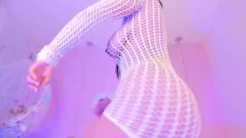 Snapshot of cannelasmith chatting on October 2025 07:44:02 PM cannelasmith online show from October 2025 07:44:02 PM