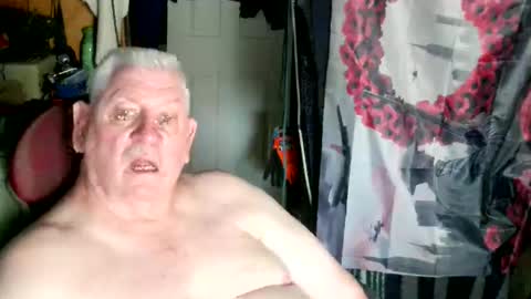 Snapshot of canoelicker69 chatting on May 2026 02:55:01 PM canoelicker69 online show from May 2026 02:55:01 PM