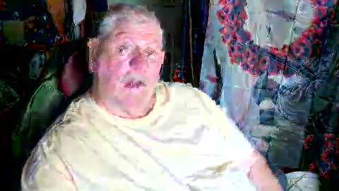 Snapshot of canoelicker69 chatting on May 2026 01:51:02 PM canoelicker69 online show from May 2026 01:51:02 PM