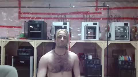 Snapshot of cantbereplaced chatting on April 2026 10:23:02 PM cantbereplaced online show from April 2026 10:23:02 PM