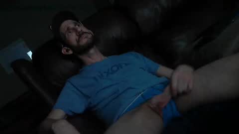 Snapshot of canucklehead82 chatting on January 2025 10:22:01 PM some guy from 82 online show from January 2025 10:22:01 PM