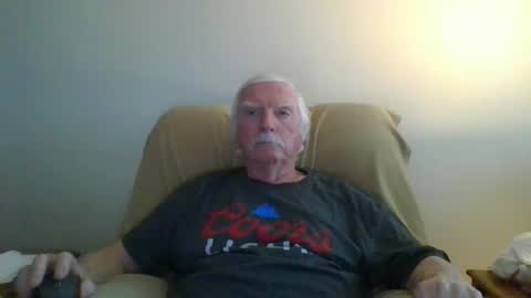 Snapshot of capecod21 chatting on March 2025 07:04:02 PM capecod21 online show from March 2025 07:04:02 PM