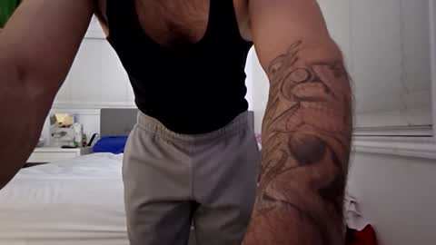 cappinrc8 online show from November 2025 07:29:01 AM