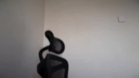 Emma online show from October 2025 06:17:01 AM