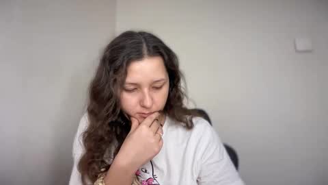 Emma online show from February 2026 08:19:01 AM