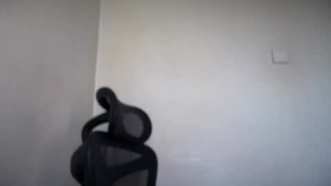 Emma online show from May 2026 06:00:02 AM