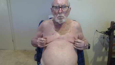 Snapshot of capt5105 chatting on April 2026 10:59:02 PM capt5105 online show from April 2026 10:59:02 PM