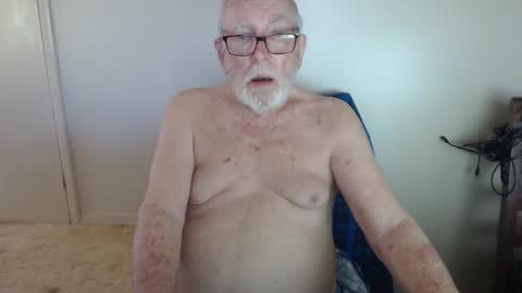 Snapshot of capt5105 chatting on April 2026 10:01:02 PM capt5105 online show from April 2026 10:01:02 PM