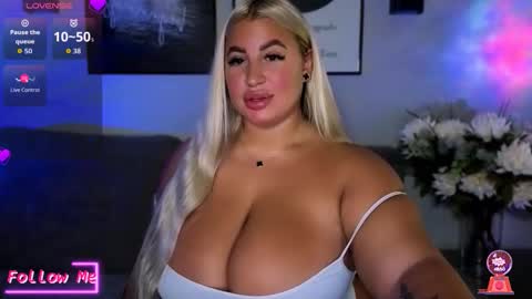 Snapshot of cara__harris chatting on September 2025 10:15:02 PM . . online show from September 2025 10:15:02 PM