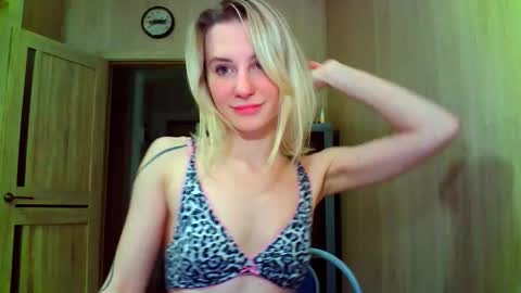 Snapshot of caramel_pie_ chatting on September 2025 07:24:02 PM caramel online show from September 2025 07:24:02 PM