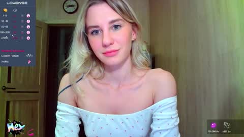 Snapshot of caramel_pie_ chatting on November 2025 08:52:02 PM caramel online show from November 2025 08:52:02 PM