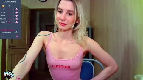 Snapshot of caramel_pie_ chatting on December 2025 07:19:02 PM caramel online show from December 2025 07:19:02 PM