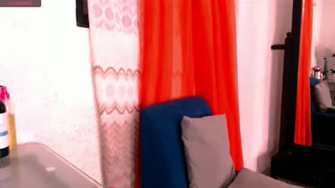 Snapshot of caramelo945256 chatting on May 2026 06:36:02 PM LILI online show from May 2026 06:36:02 PM