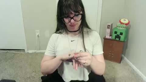 Snapshot of careerwife chatting on April 2026 03:45:01 AM careerwife online show from April 2026 03:45:01 AM