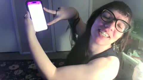 Snapshot of careerwife chatting on April 2026 04:34:02 PM careerwife online show from April 2026 04:34:02 PM
