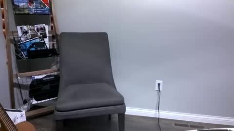 Snapshot of caressluving chatting on December 2024 02:30:02 AM Caressluving online show from December 2024 02:30:02 AM