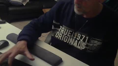 Snapshot of cargo69 chatting on January 2025 06:41:02 PM cargo69 online show from January 2025 06:41:02 PM