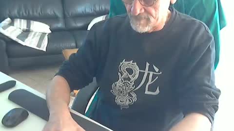 Snapshot of cargo69 chatting on February 2025 12:02:02 PM cargo69 online show from February 2025 12:02:02 PM