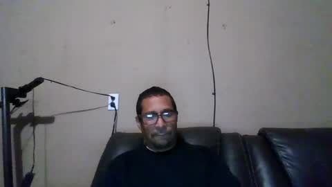 Adams huge online show from November 2025 06:16:02 AM