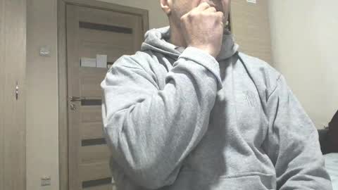 Laz online show from February 2025 07:05:02 PM