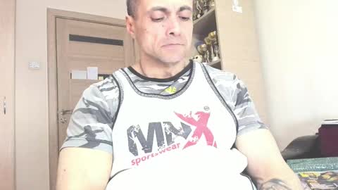 Laz online show from February 2025 02:50:02 AM