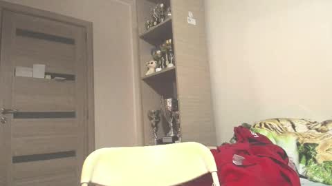 Laz online show from February 2025 05:53:02 PM