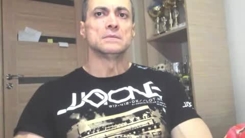 Laz online show from January 2026 11:52:01 PM