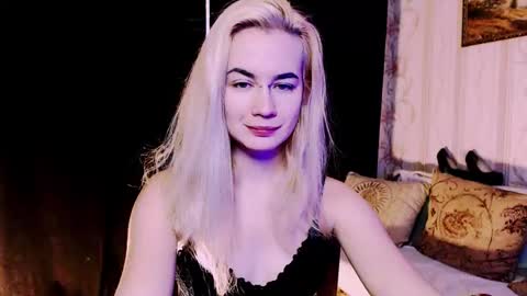 Snapshot of carinfox chatting on November 2025 05:32:02 AM Carin online show from November 2025 05:32:02 AM