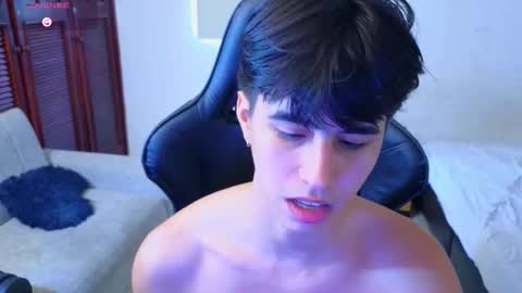 Snapshot of carl_dixon chatting on September 2025 04:08:01 PM carl_dixon online show from September 2025 04:08:01 PM