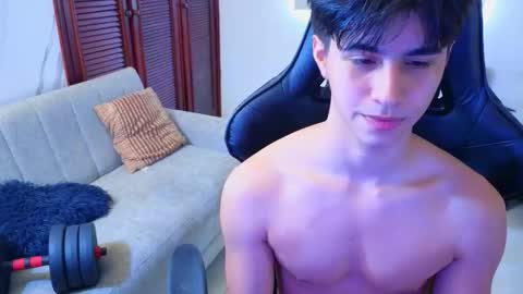 Snapshot of carl_dixon chatting on September 2025 03:24:02 PM carl_dixon online show from September 2025 03:24:02 PM